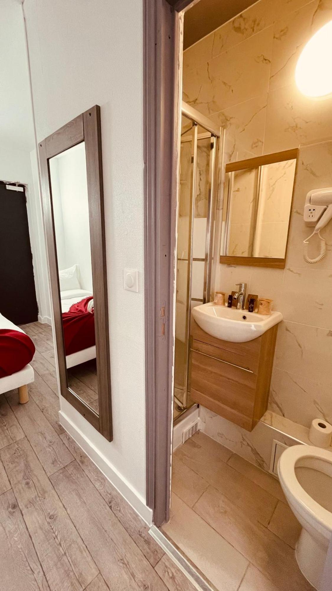 Hotel Louvain Paris Eksteriør billede