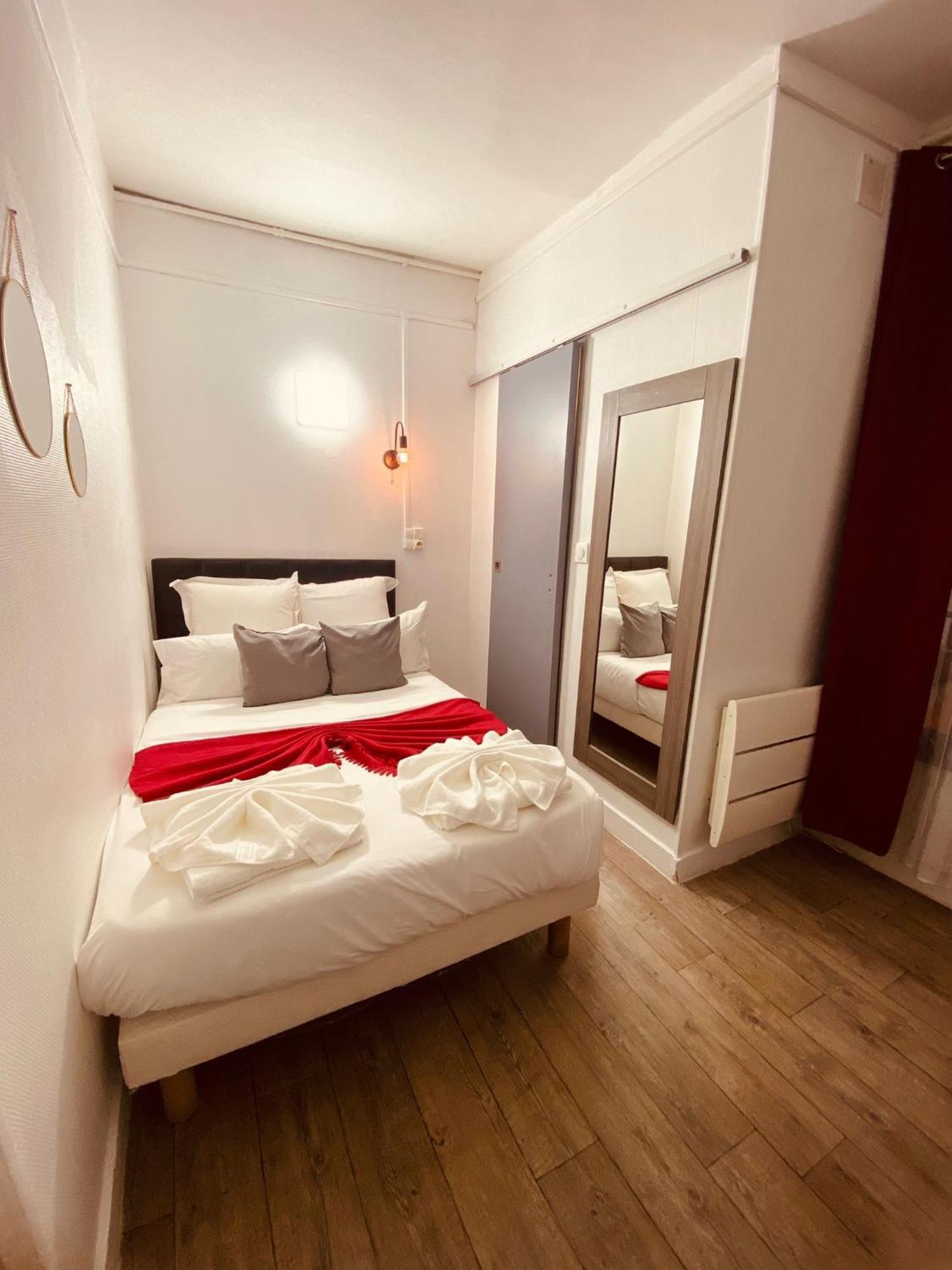 Hotel Louvain Paris Værelse billede